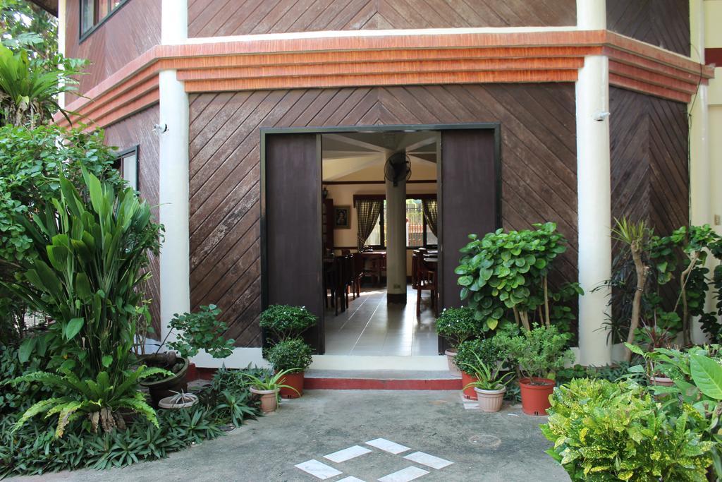 Tonglen Beach Resort Balabag  Exterior photo