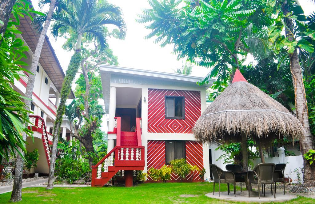Tonglen Beach Resort Balabag  Exterior photo