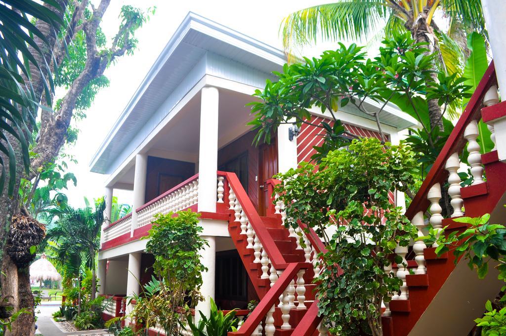 Tonglen Beach Resort Balabag  Exterior photo