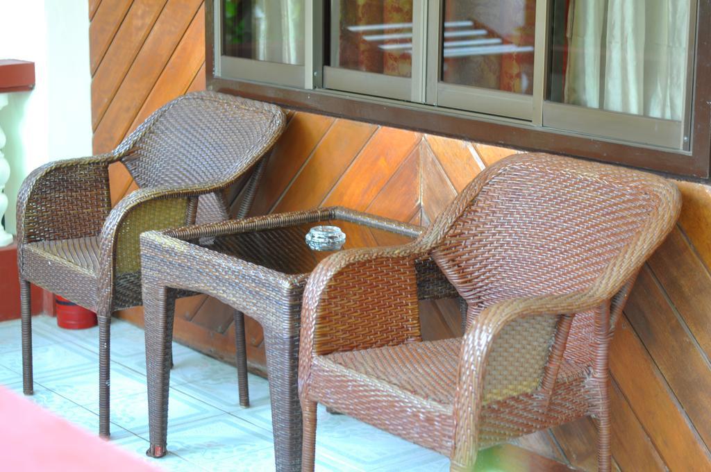 Tonglen Beach Resort Balabag  Exterior photo